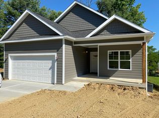 7413 Ridan Way, Louisville, KY 40214