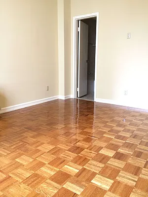 Rented by Meraki Realty LLC | media 16