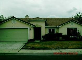 2462 S Lemonwood Ln, Fresno, CA 93725