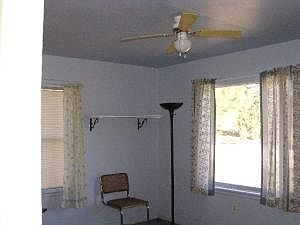 4th image of 403 N 5th St E