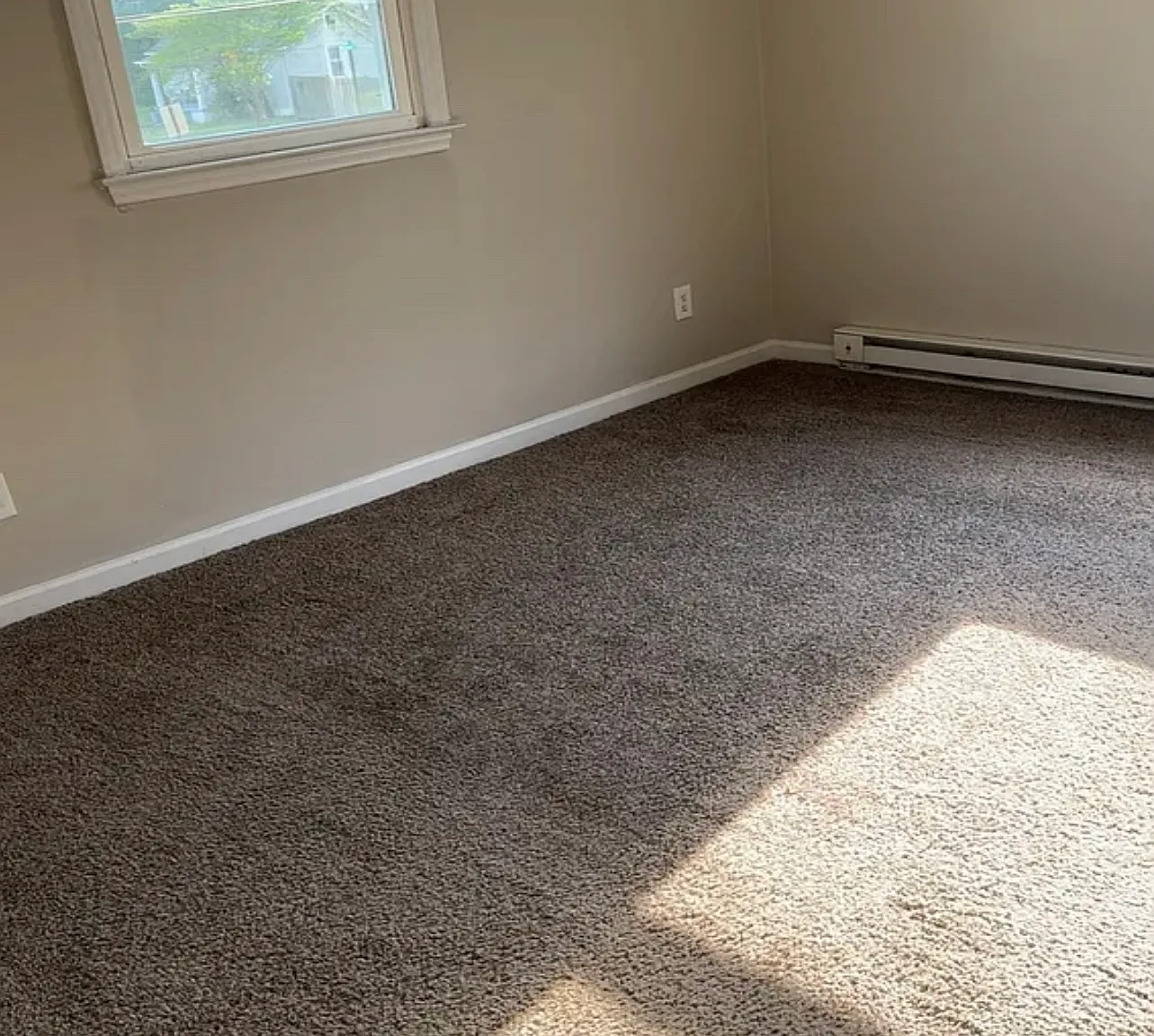 2 bed, 800 sqft, $1,200 — Photo 1