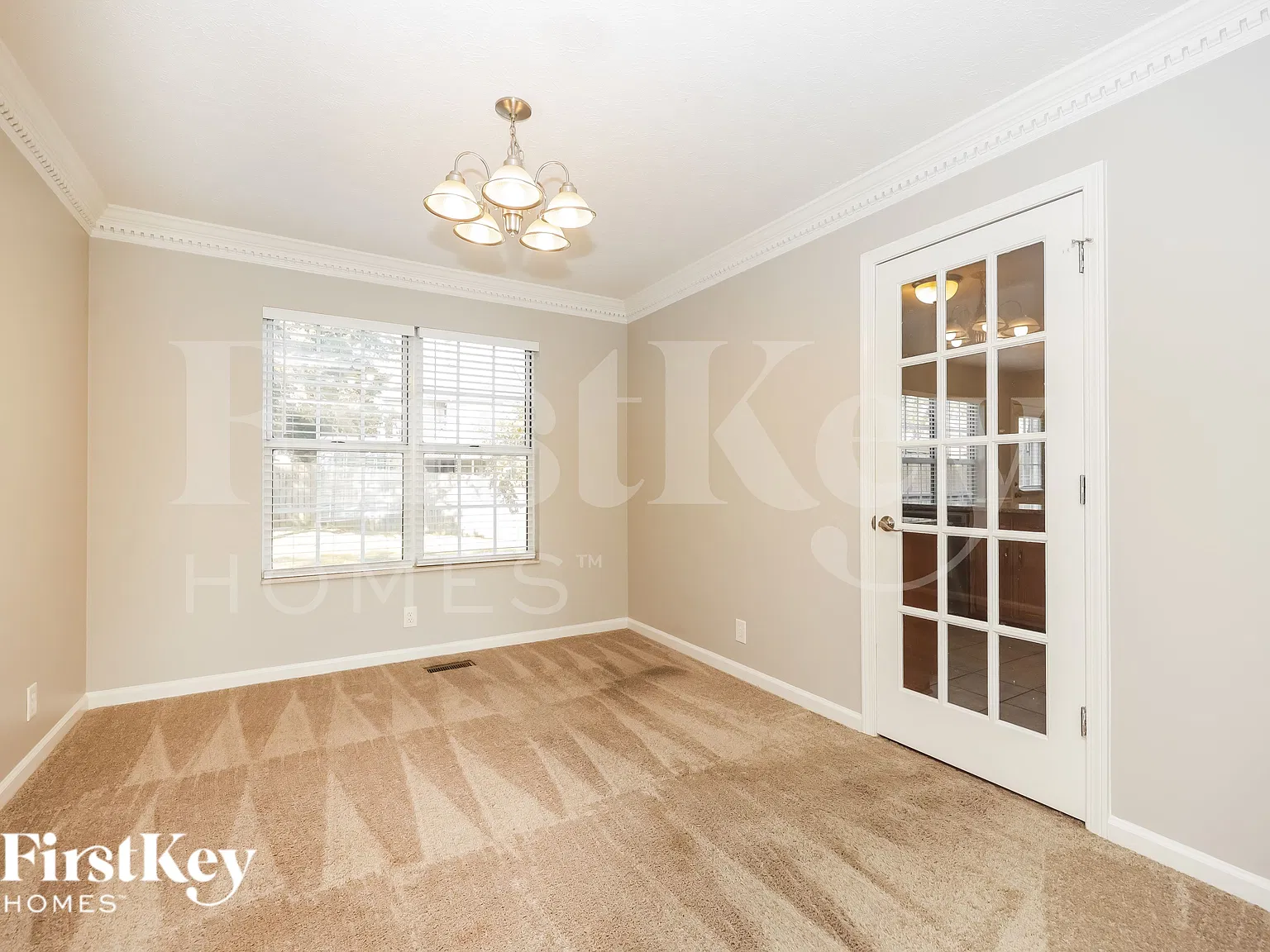 3 bed, 2.5 bath, 1906 sqft, $2,335 — Photo 3