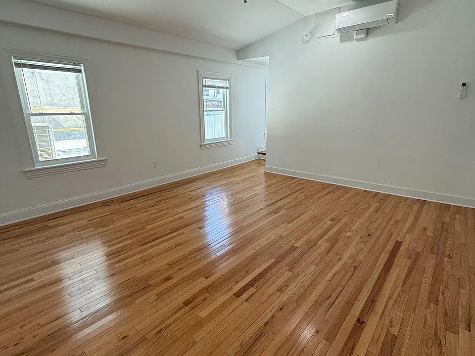 14 Witherspoon St #1