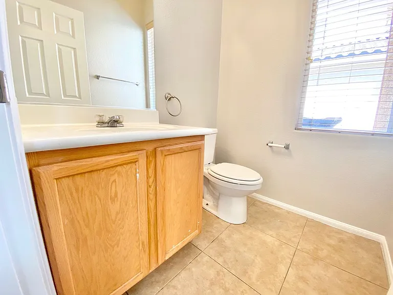 10435 Anacostia St — Photo 6