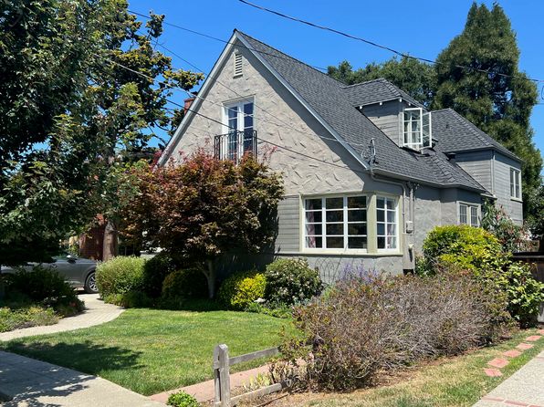 1064 Glen Dr
