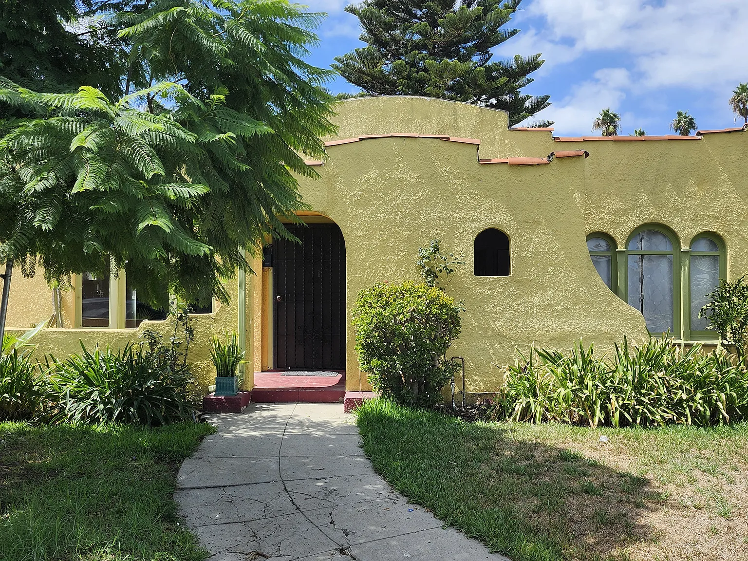 Yellow Casita — Photo 2