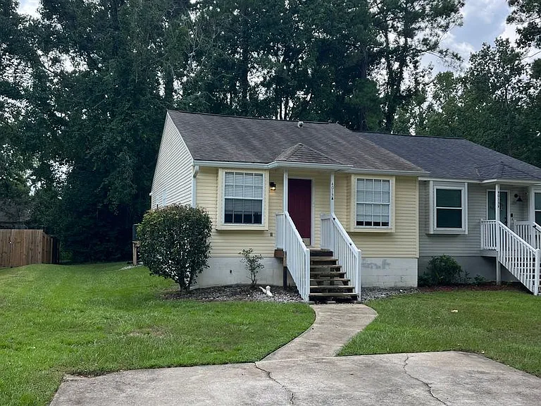 4013 Catawba St #A — Photo 1