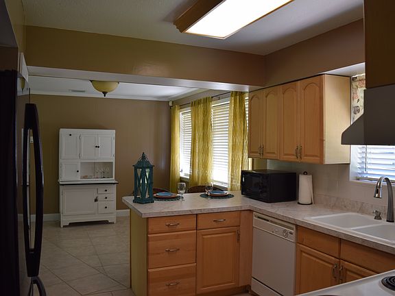 2nd image of 5043 San Clerc Ct