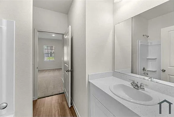 4925 McCoy Dr — Photo 20