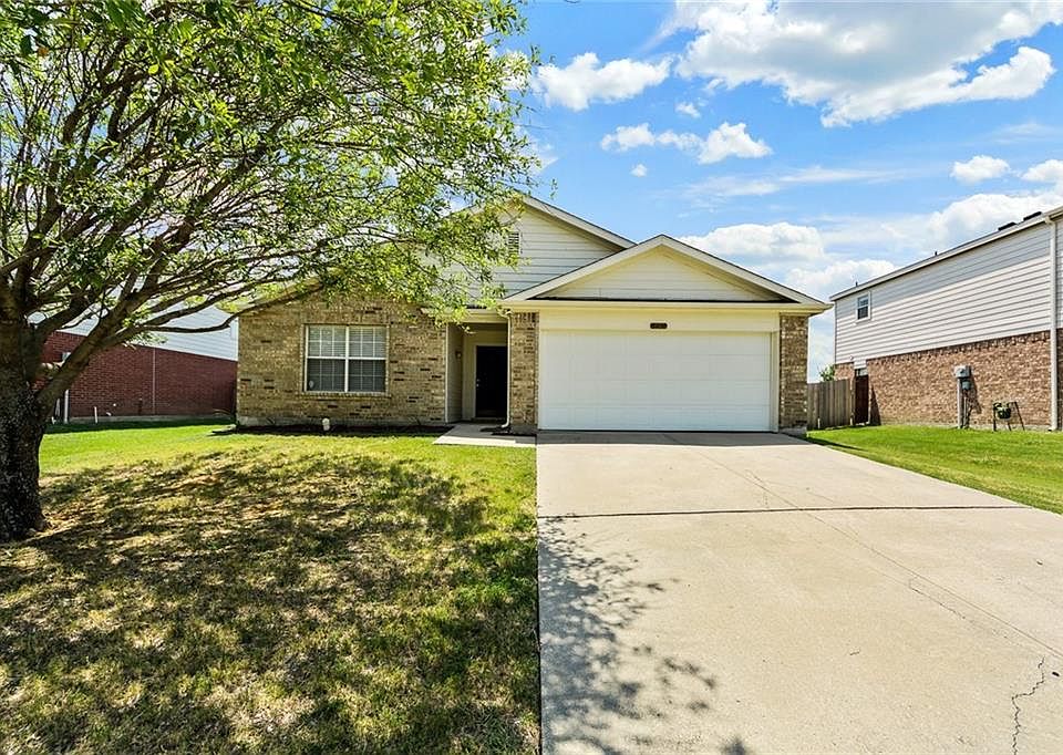1st image of 2404 Eagle Mountain Dr