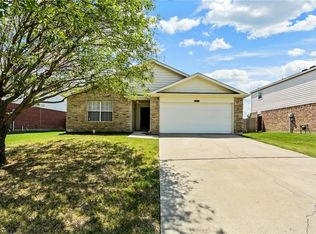 2404 Eagle Mountain Dr, Little Elm, TX 75068