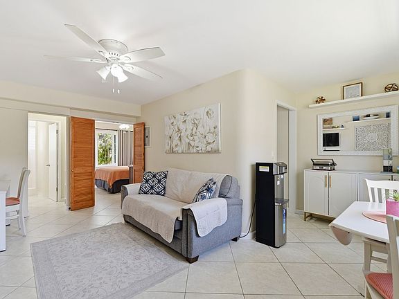 2nd image of 1621 Ala Wai Blvd APT 204