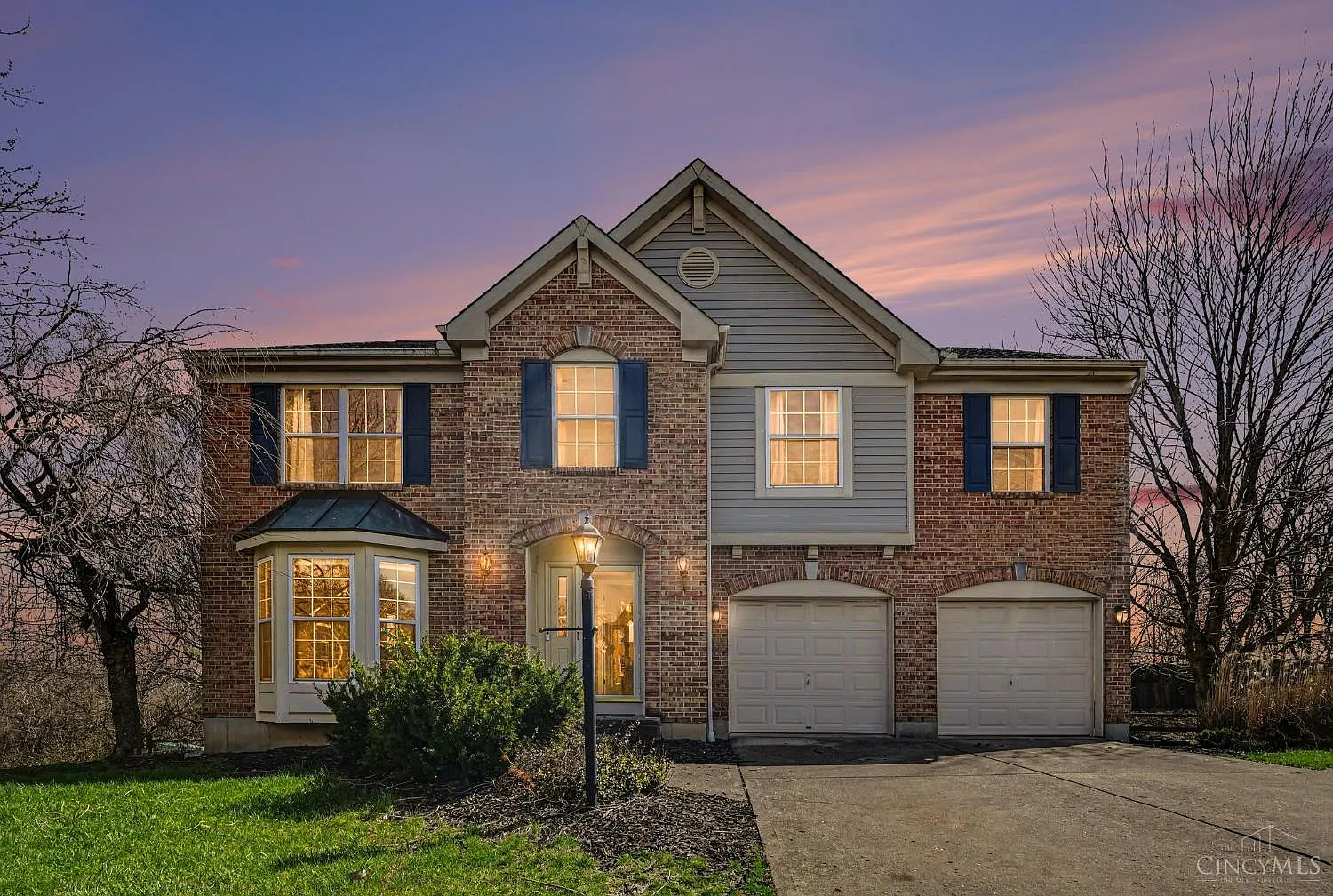 6369 Hedgerow Dr photo 1