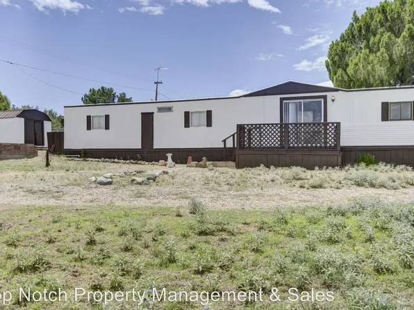 20795 E Cedar Dr, Mayer, AZ 86333