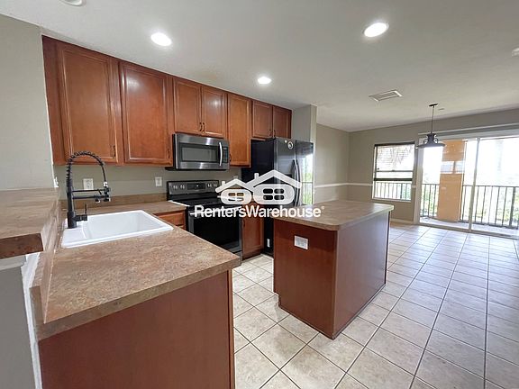 3rd image of 507 Vincinda Crest Way