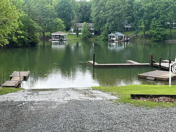 104 Windward Way, Moneta, VA 24121