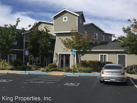 2nd image of 1818 Moore Blvd APT 118