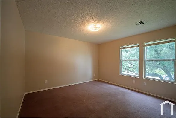 750 Lowe Dr — Photo 16