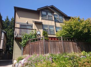 2614 NW 57th St #A, Seattle, WA 98107