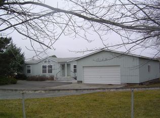 617 N Riverside Dr, West Richland, WA 99353