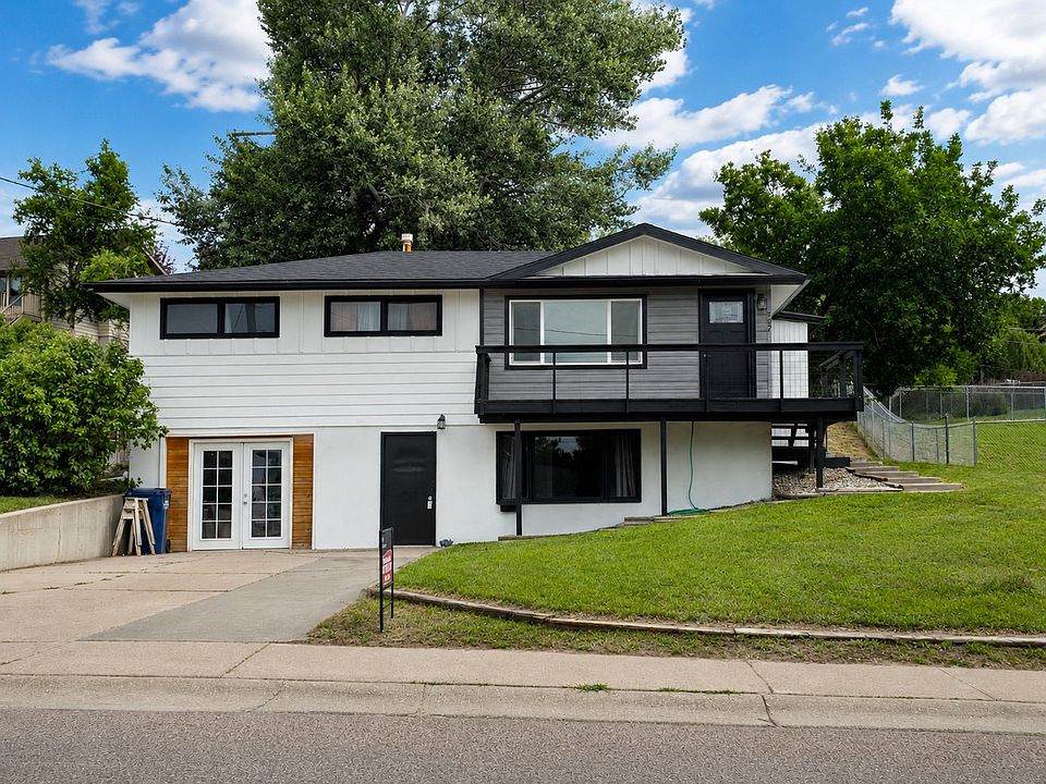 1st image of 507 29th Ave NE