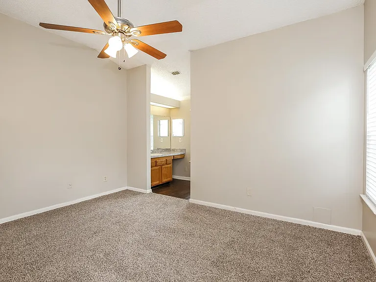 3379 Deerfield Pointe Dr — Photo 11