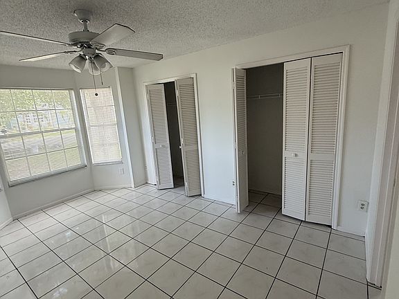 3rd image of 842 Vista Palma Way