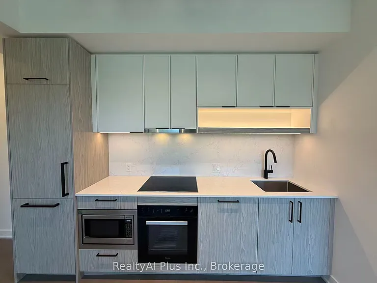 91 Montclair Ave #606 — Photo 2