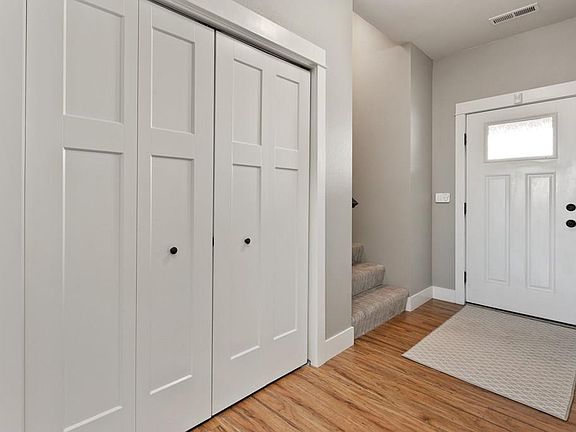2nd image of 8910 Longmeadow Dr