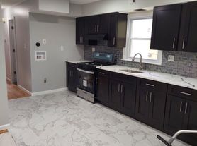 147 McAdoo Ave, Jersey City, NJ