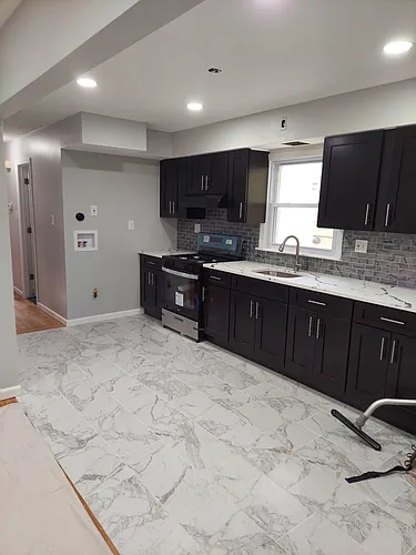 147 McAdoo Ave #1 Photo 1
