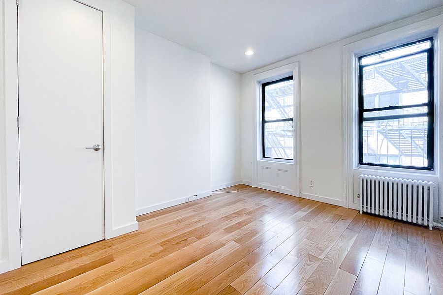 1st image of 421 E 81st St APT 3RW