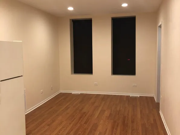 2823 S Union Ave, Chicago, IL 60616