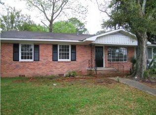 90 Acacia St, Mobile, AL 36607