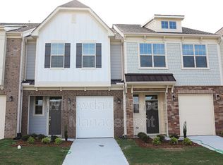 326 Duchart Ln, Fuquay Varina, NC 27526