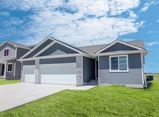320 NE Driftwood St, Elkhart, IA 50073