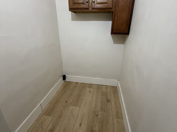 5th image of 312 E Main St #1