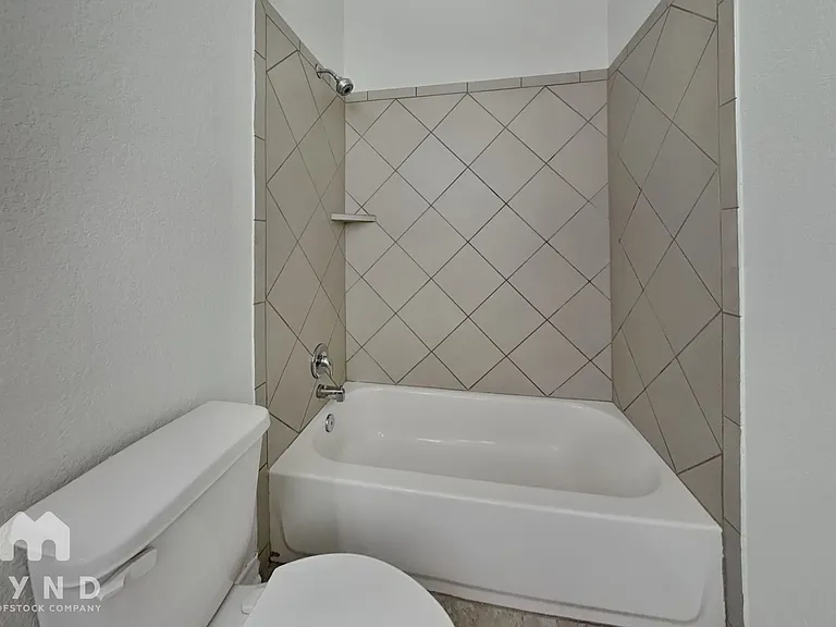 21535 Vista De Cristal — Photo 20