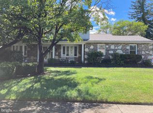 136 Kirk Dr, Huntingdon Valley, PA 19006