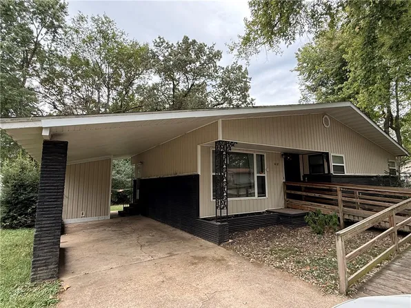 1002 W Rogers Ave, Harrison, AR 72601