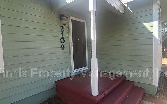 4th image of 2109 W Kentucky Ave