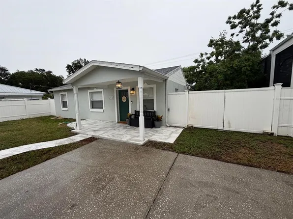 4714 W Lawn Ave, Tampa, FL 33611