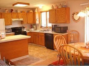 1st image of 27 Lori Dr