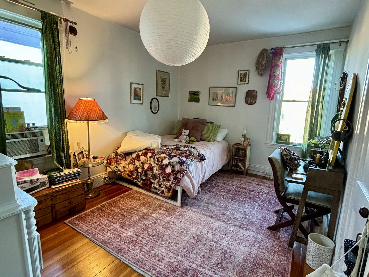 3 bed, 1.0 bath, $4,300 — Photo 3