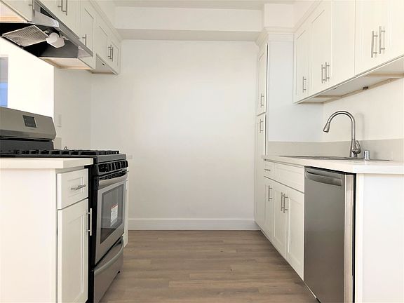 5th image of 117 S California St #5