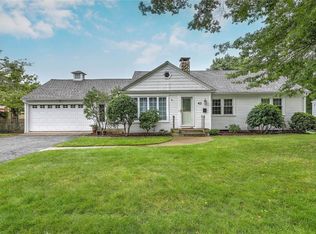 43 Grandview Ave, Lincoln, RI 02865