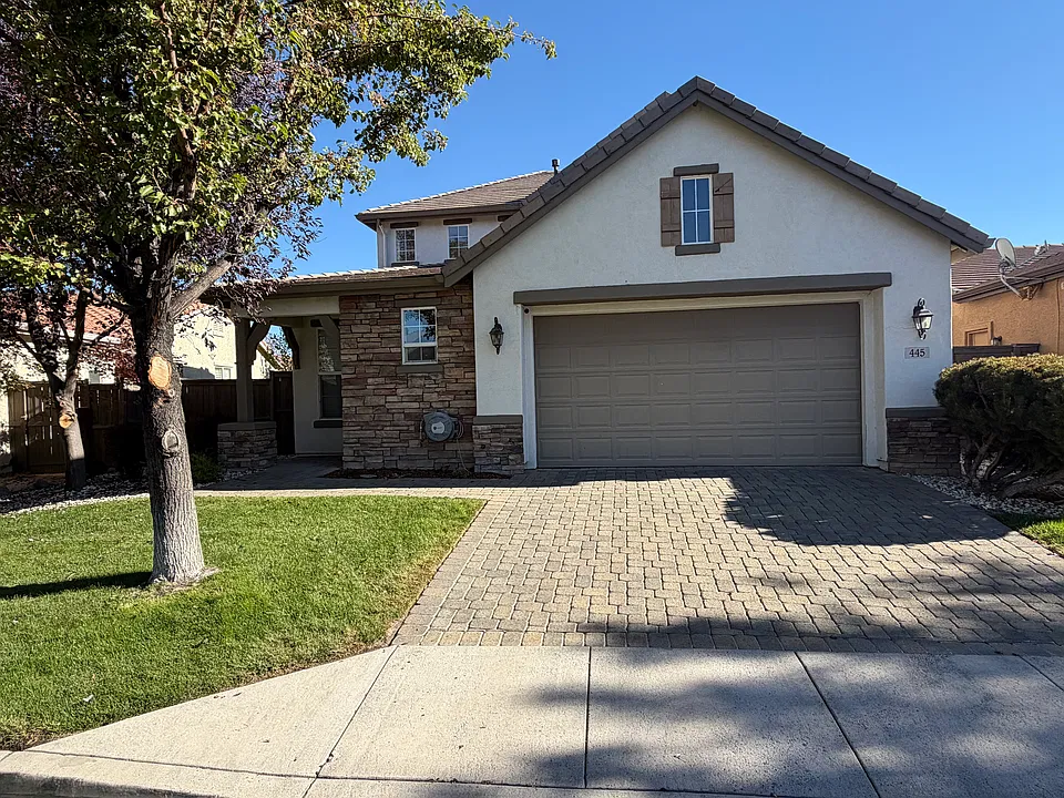 445 Sysonby Ct