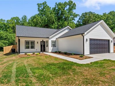 144 Hewes St, Winston Salem, NC, 27103