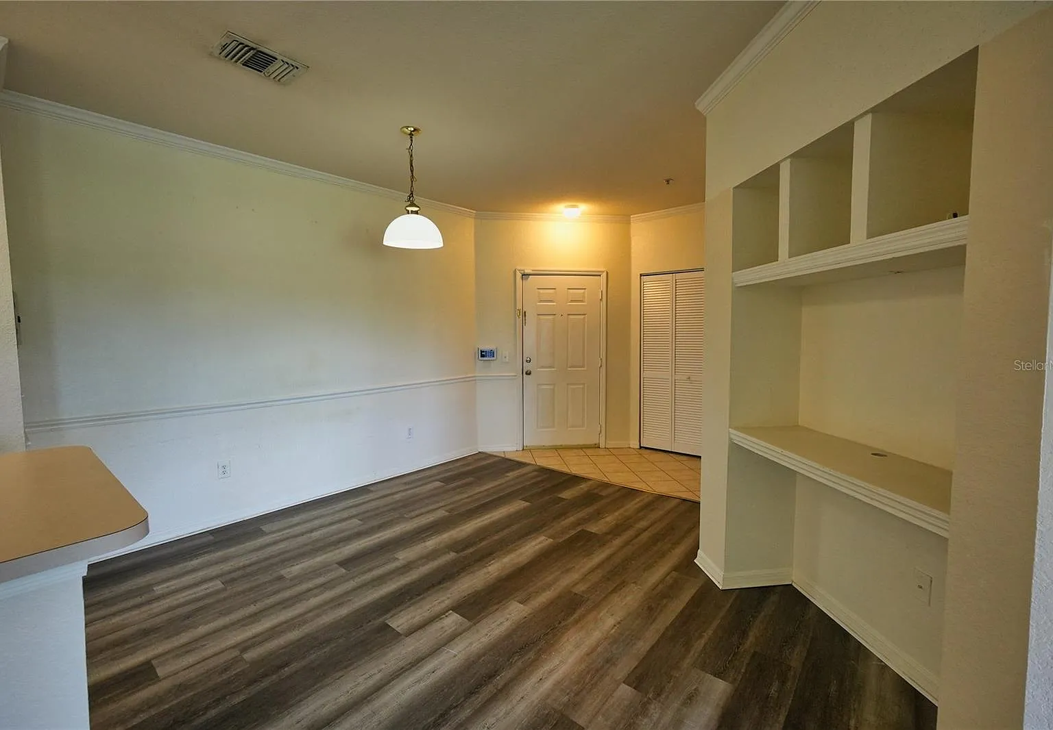 2 bed, 1091 sqft, $1,700 — Photo 3