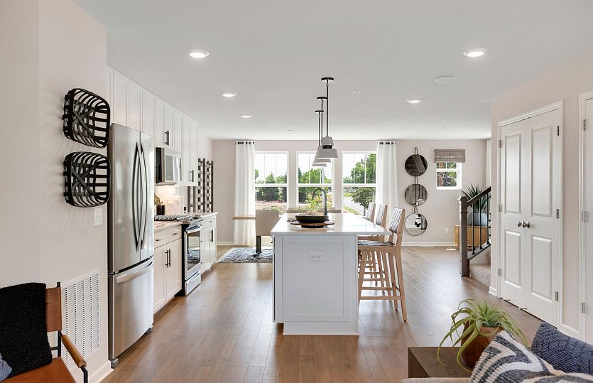 25327 Tolstoy Trl, photo 12